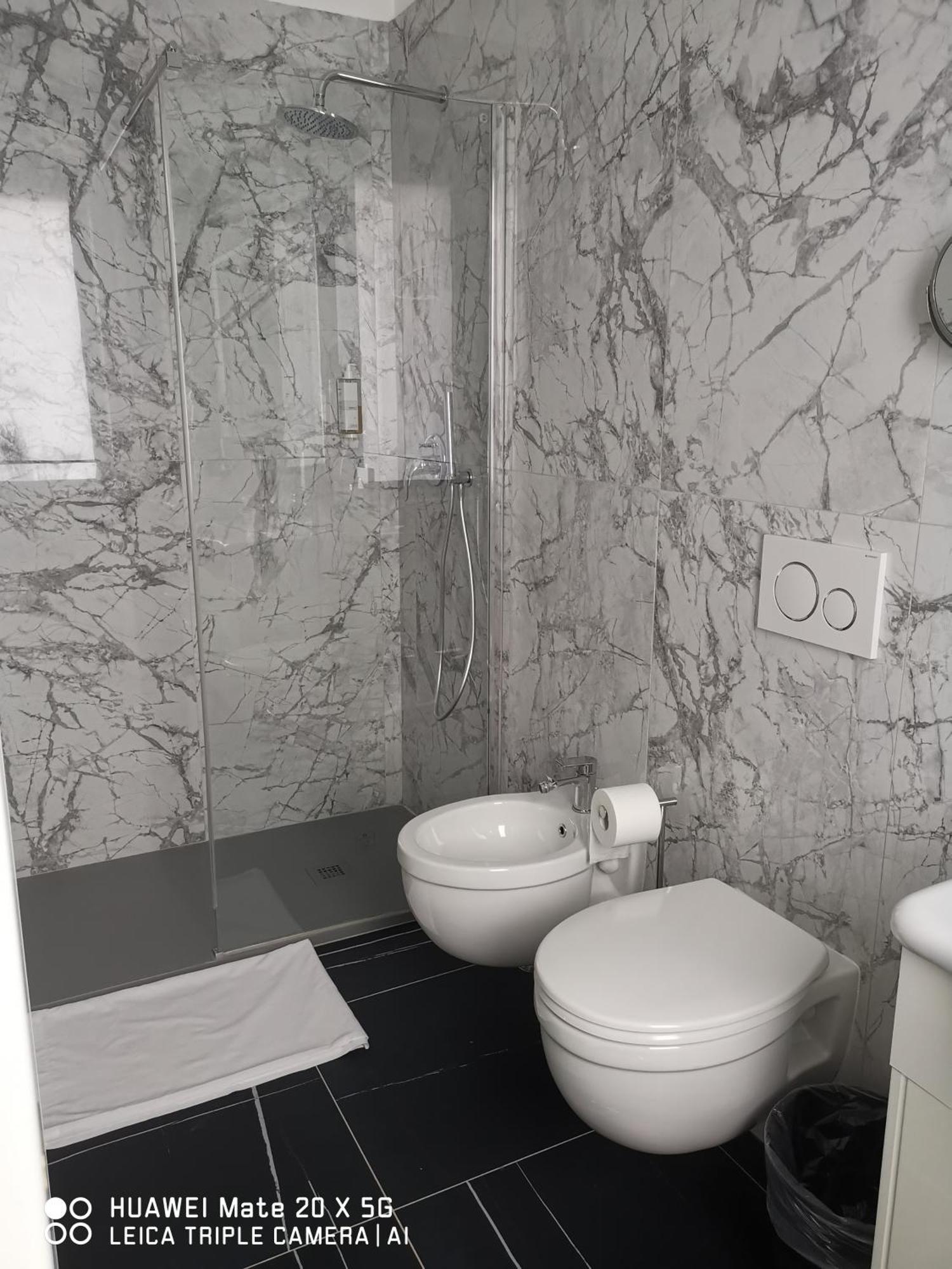 Guesthouse Central Station Group - Via Sammartini 15 Milano Dış mekan fotoğraf